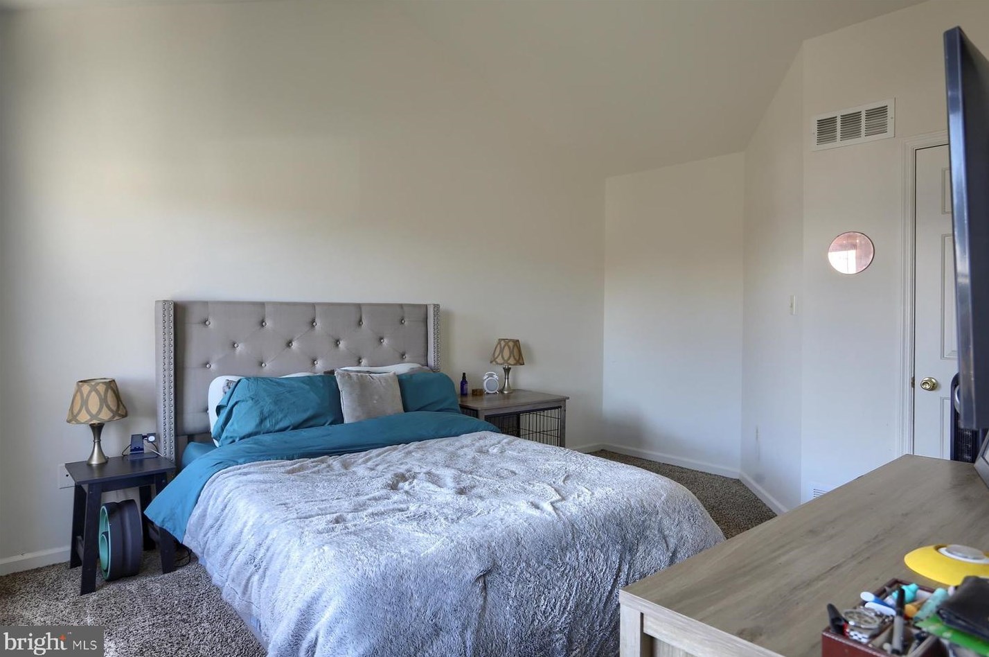 12 Townsend Ct, Lancaster PA  17603-6797 exterior