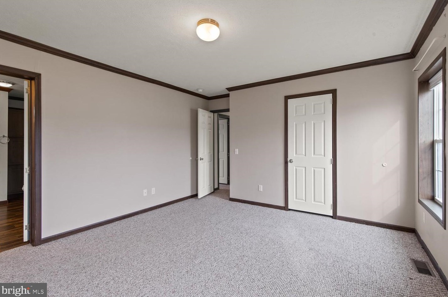 3 Amber Cir, Groffdale PA  17557-8717 exterior