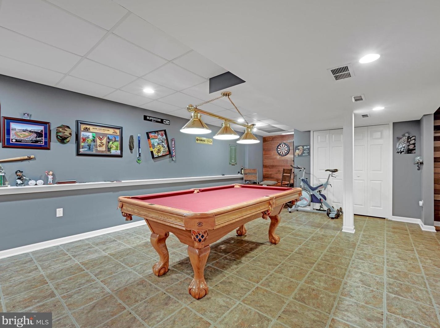 572 Wallingford Rd, Lancaster PA  17601-3526 exterior