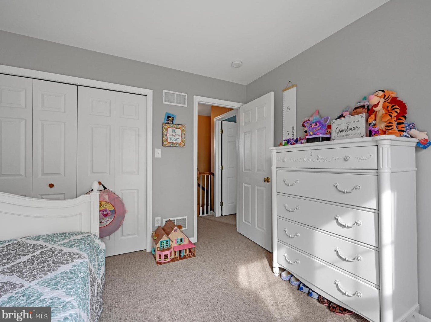 572 Wallingford Rd, Lancaster PA  17601-3526 exterior