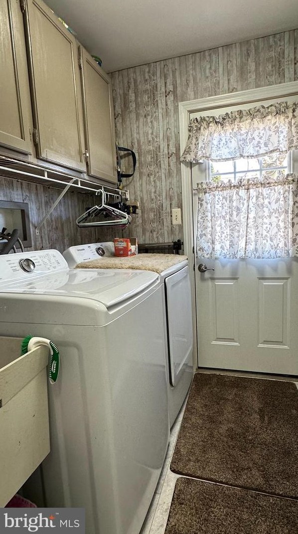 209 Southridge Dr, Lancaster PA  17602-4154 exterior