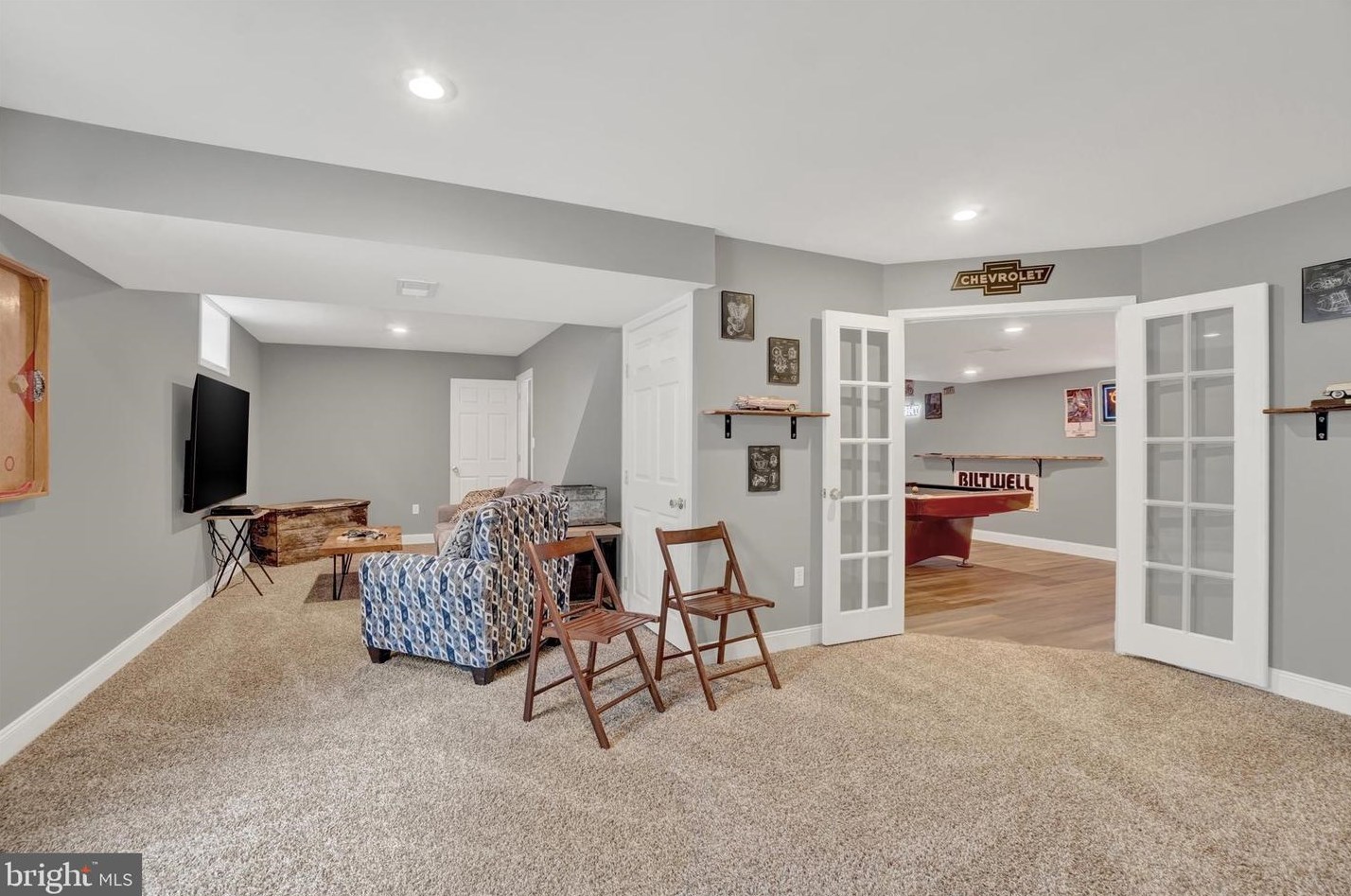 83 Bloomfield Dr, Ephrata PA  17522-9168 exterior
