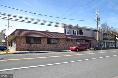 726 W Main Street, Mount Joy, PA 17552 - Photo 1