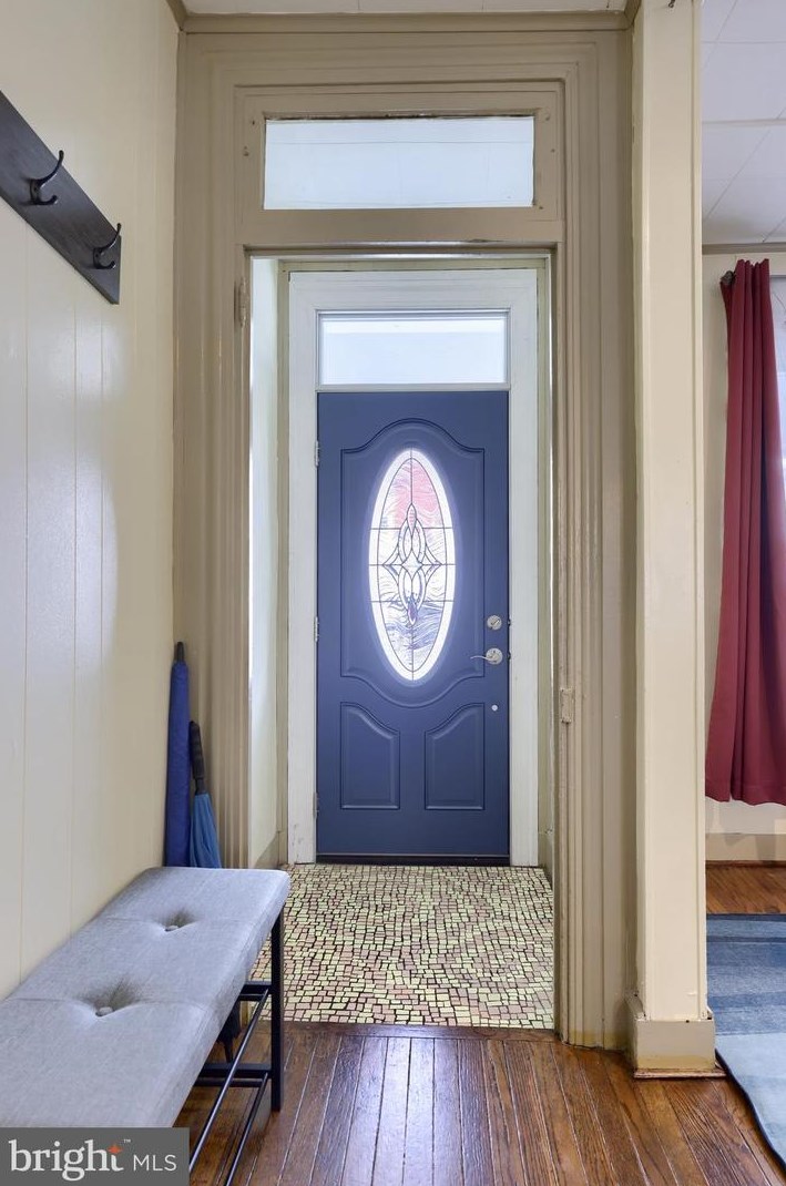 232 Pine St, Lancaster PA  17603-3435 exterior