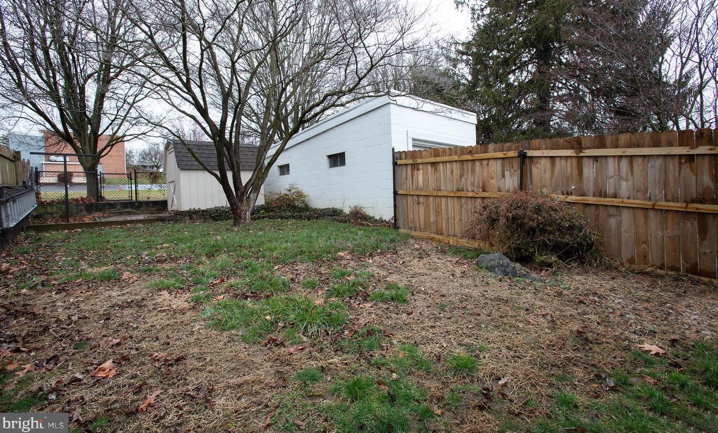 407 Poplar St, Kinderhook PA  17512-2121 exterior