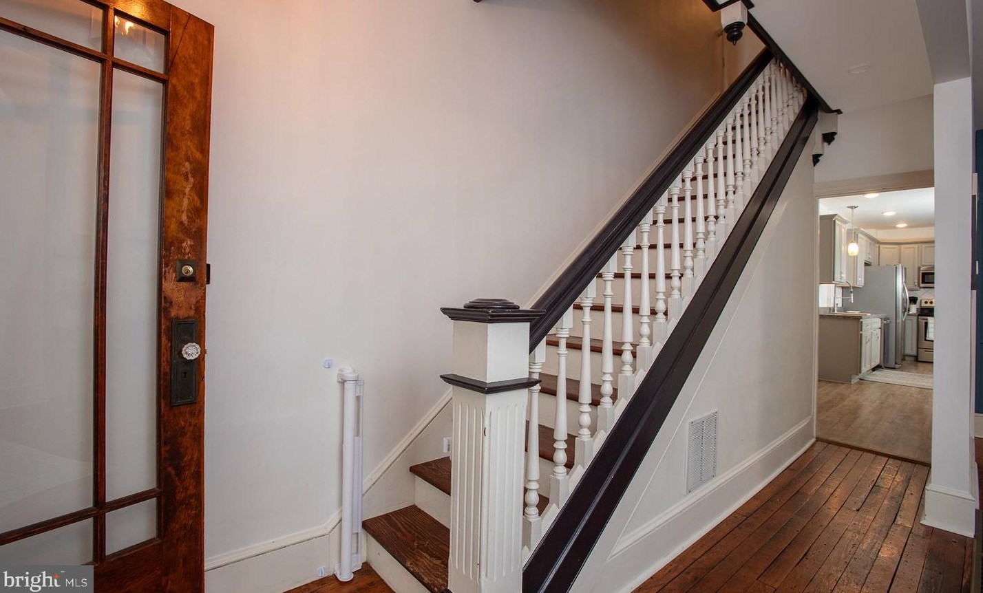 407 Poplar St, Kinderhook PA  17512-2121 exterior