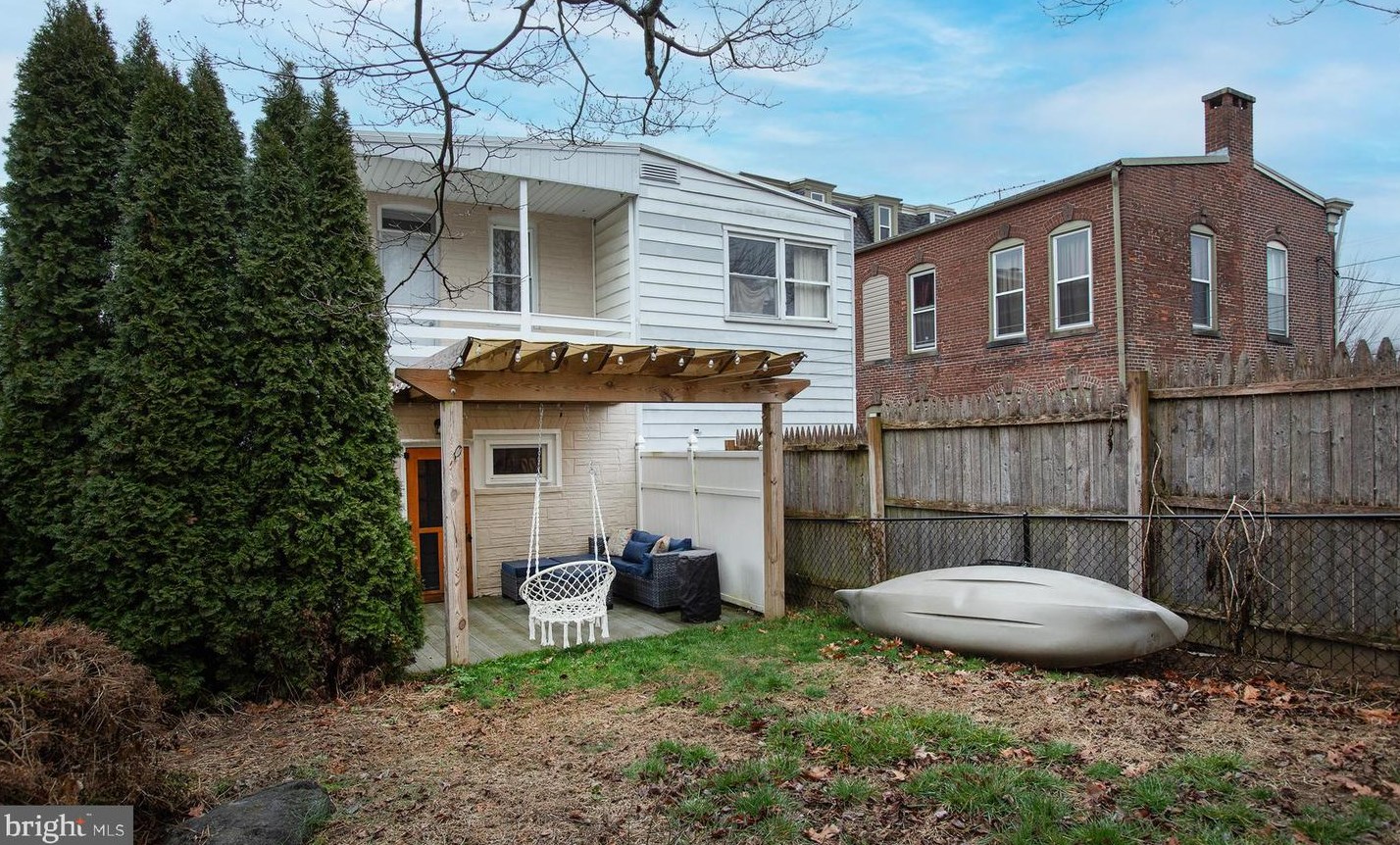 407 Poplar St, Kinderhook PA  17512-2121 exterior