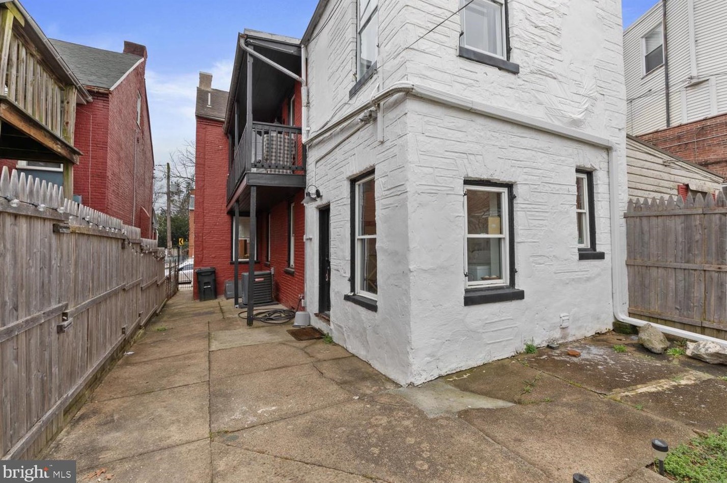 509 King St, Lancaster PA  17602-3010 exterior