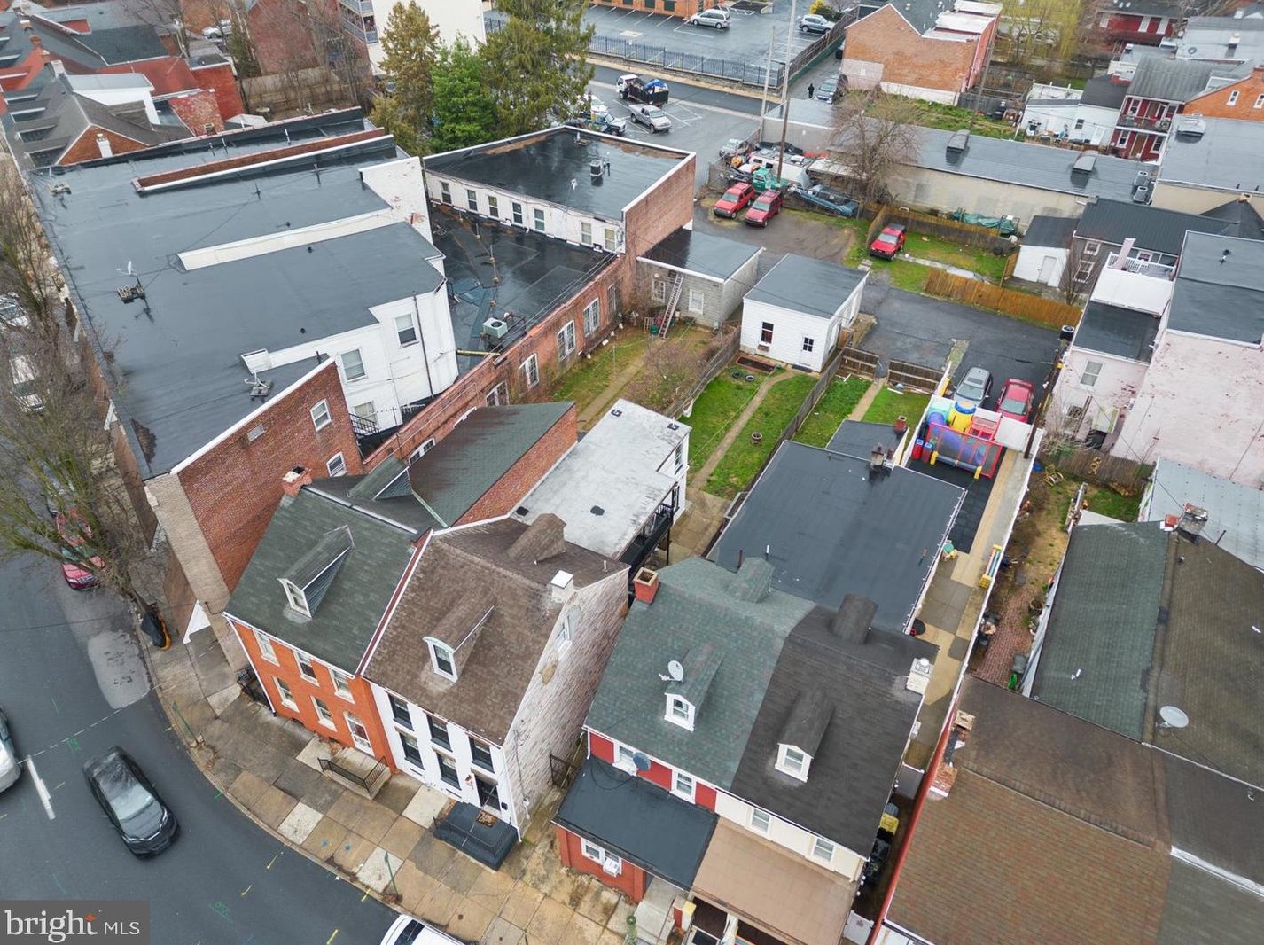 509 King St, Lancaster PA  17602-3010 exterior