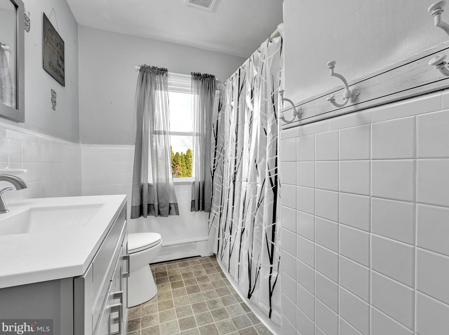 21 Boehms Rd, Willow PA  17584-9716 exterior
