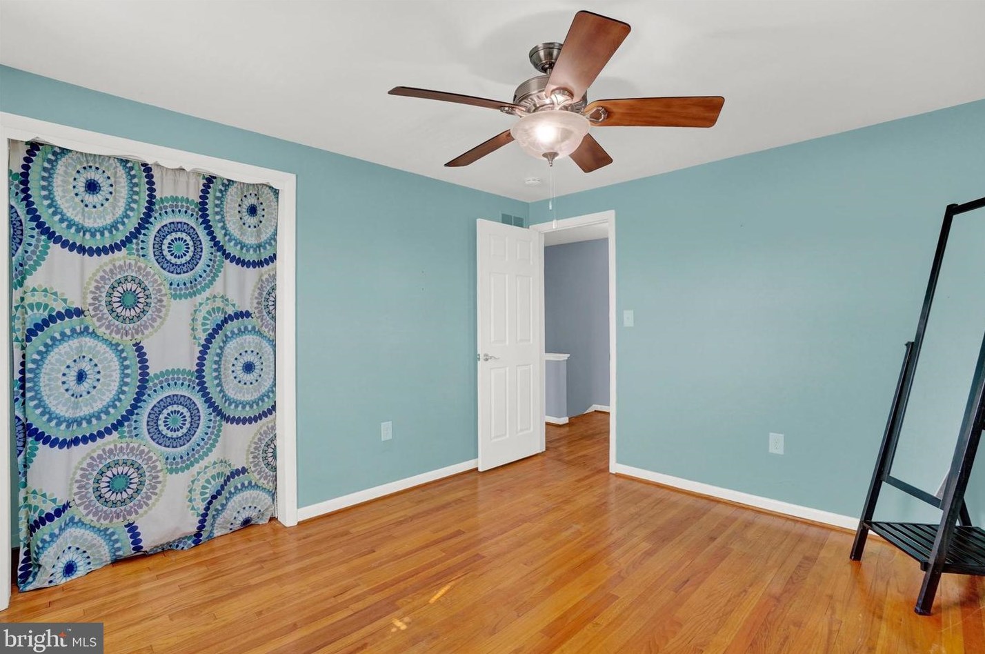 1360 Calvert Ln, Lancaster PA  17603-6828 exterior