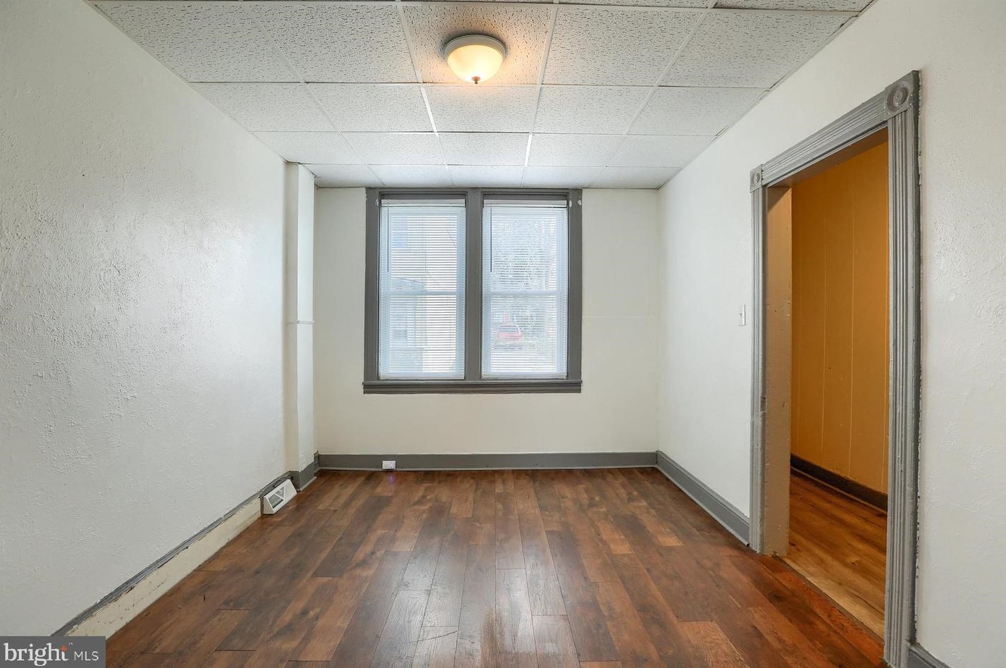 544 Locust St, Lancaster PA  17602-4426 exterior