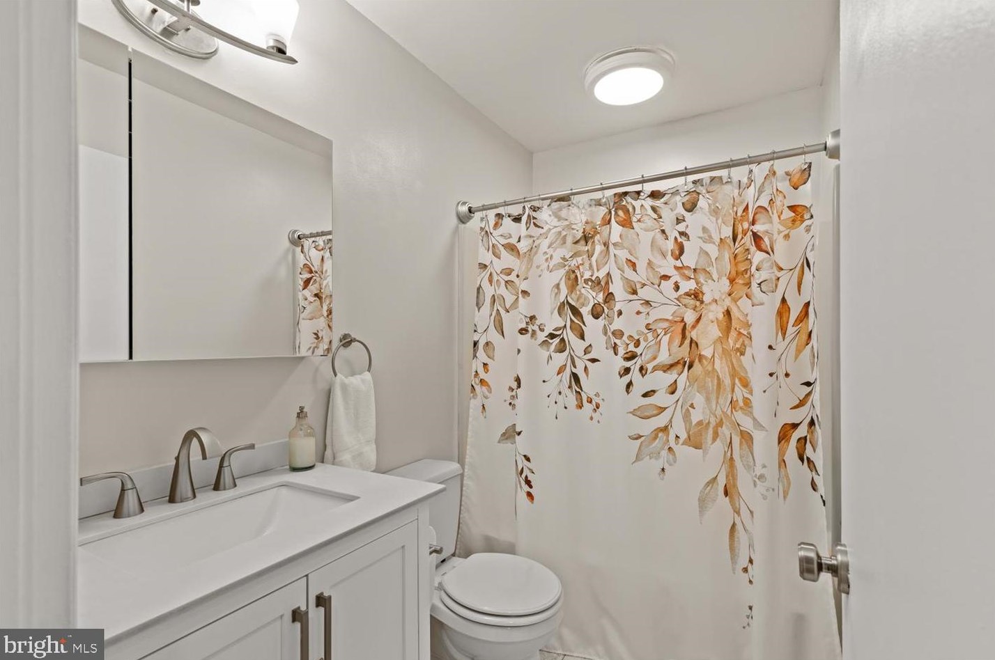 458 Dohner Dr, Lancaster PA  17602-3374 exterior