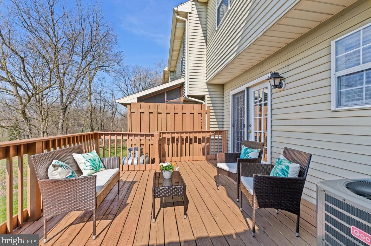 458 Dohner Dr, Lancaster PA  17602-3374 exterior