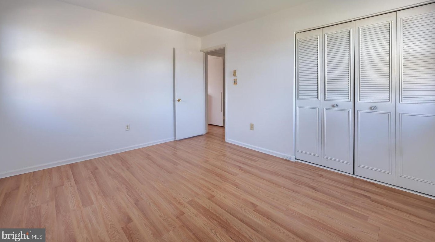 104 Armstrong Ln, Lancaster PA  17603-5972 exterior