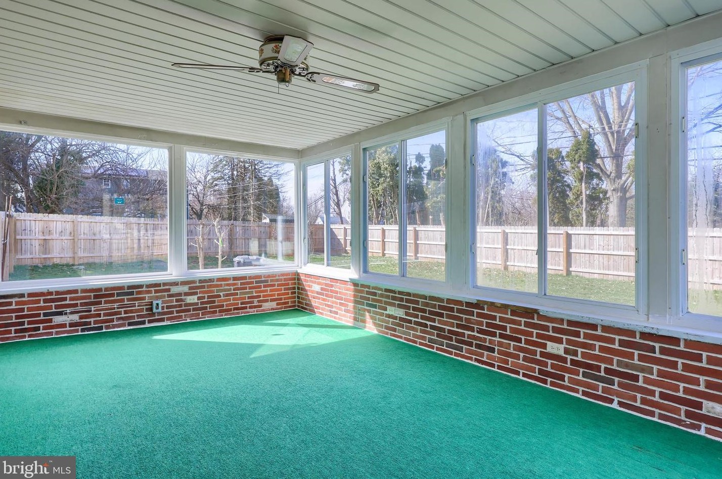 104 Armstrong Ln, Lancaster PA  17603-5972 exterior