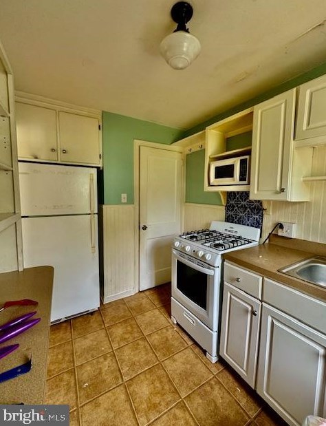 721 George St, Lancaster PA 17603-5142 exterior