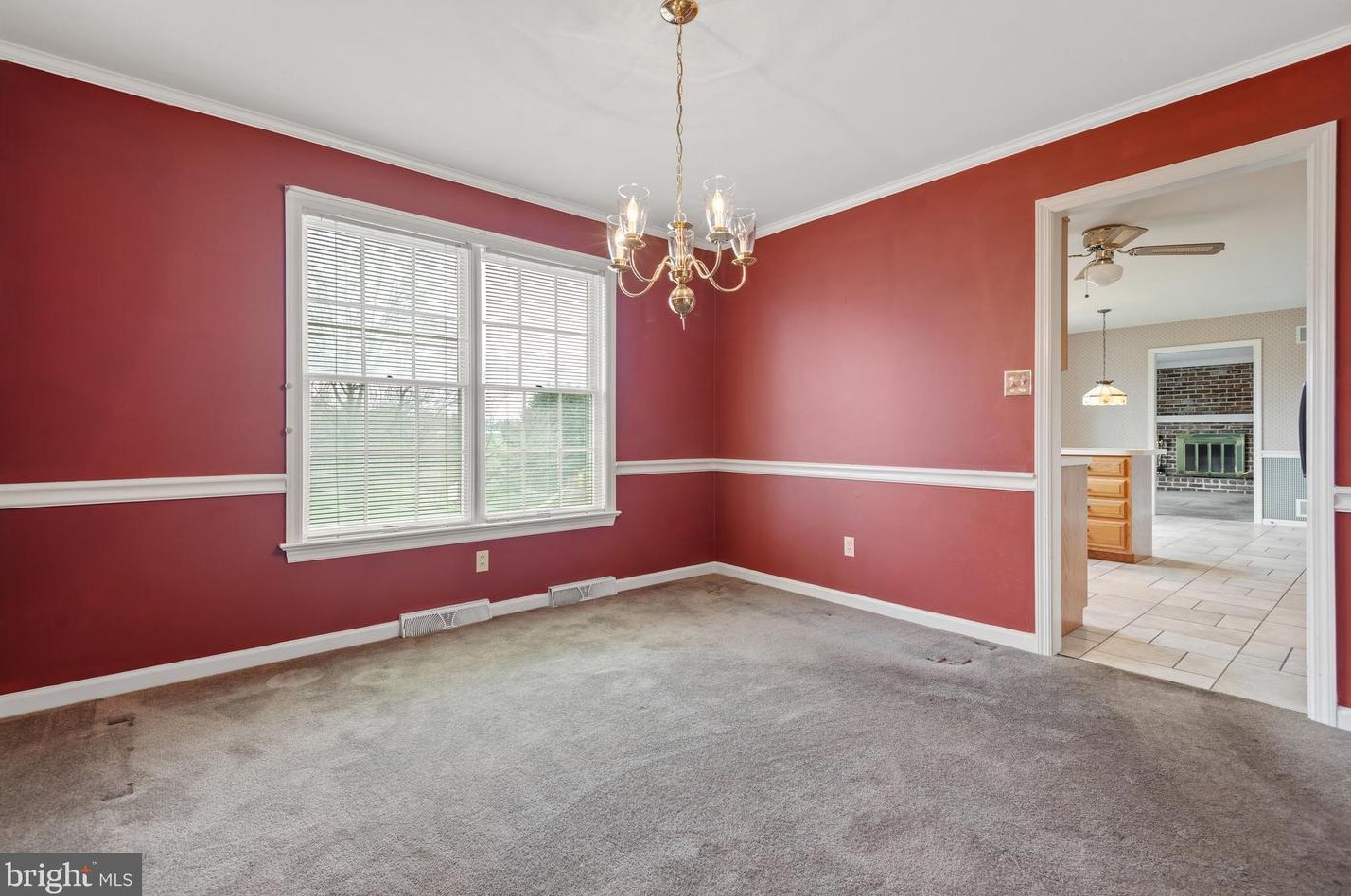 13 Strawberry Ln, Lancaster PA  17602-1637 exterior