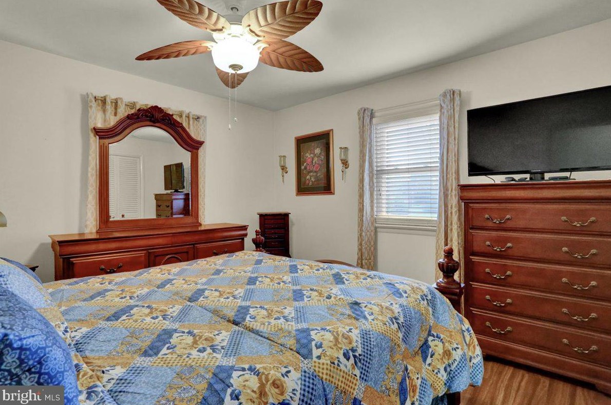 1800 Colonial Manor Dr, Lancaster PA  17603-6000 exterior