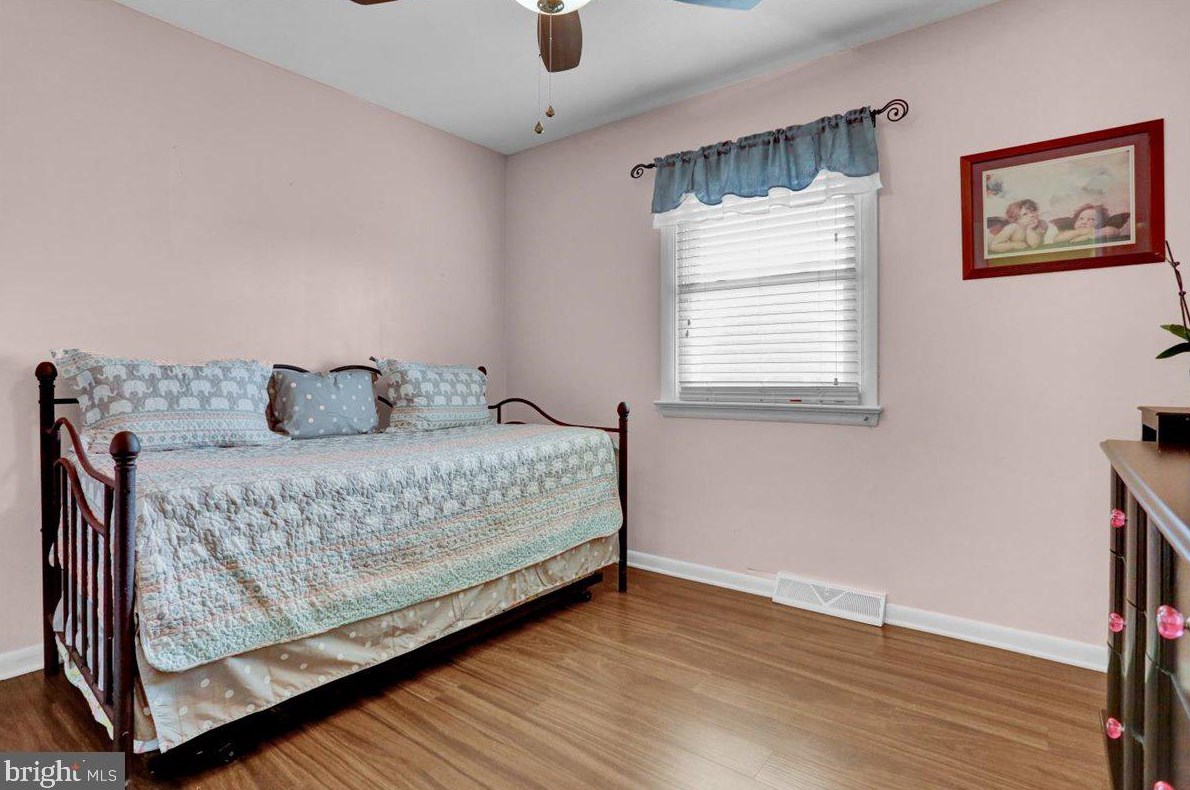 1800 Colonial Manor Dr, Lancaster PA  17603-6000 exterior