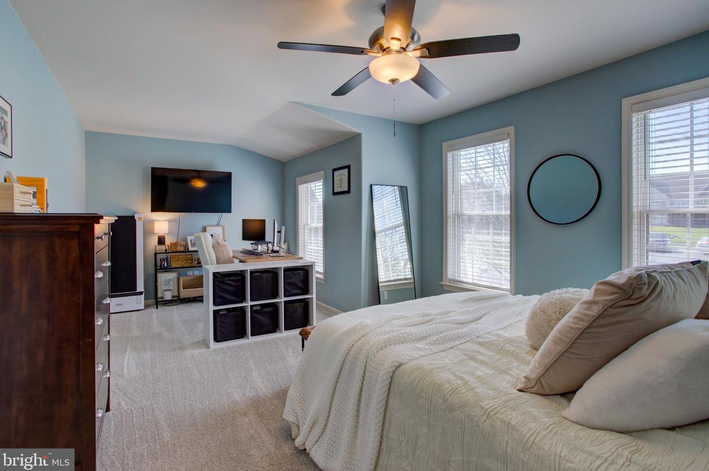 2141 Colleens Way, Lancaster PA  17601-5756 exterior
