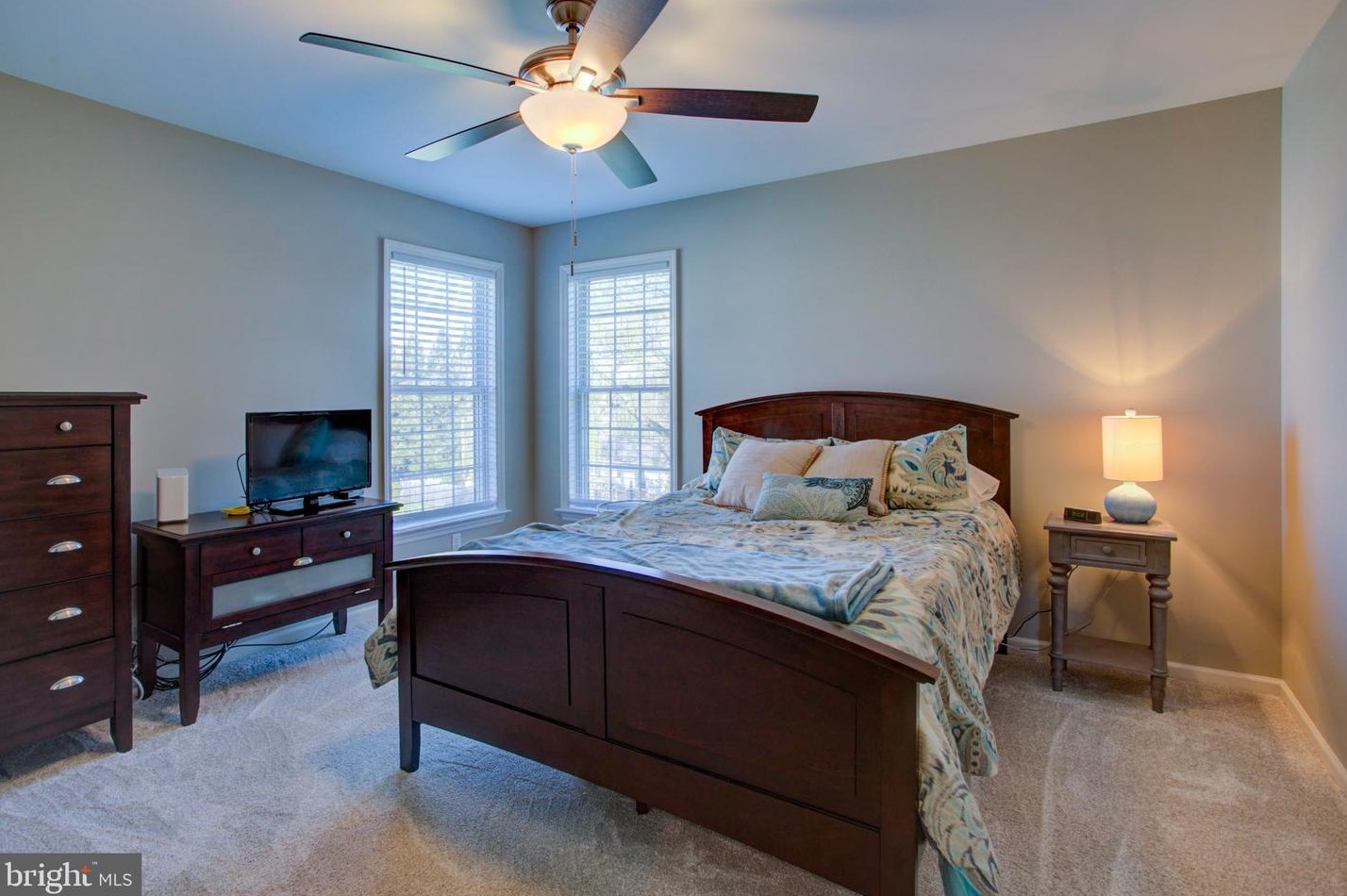 2141 Colleens Way, Lancaster PA  17601-5756 exterior