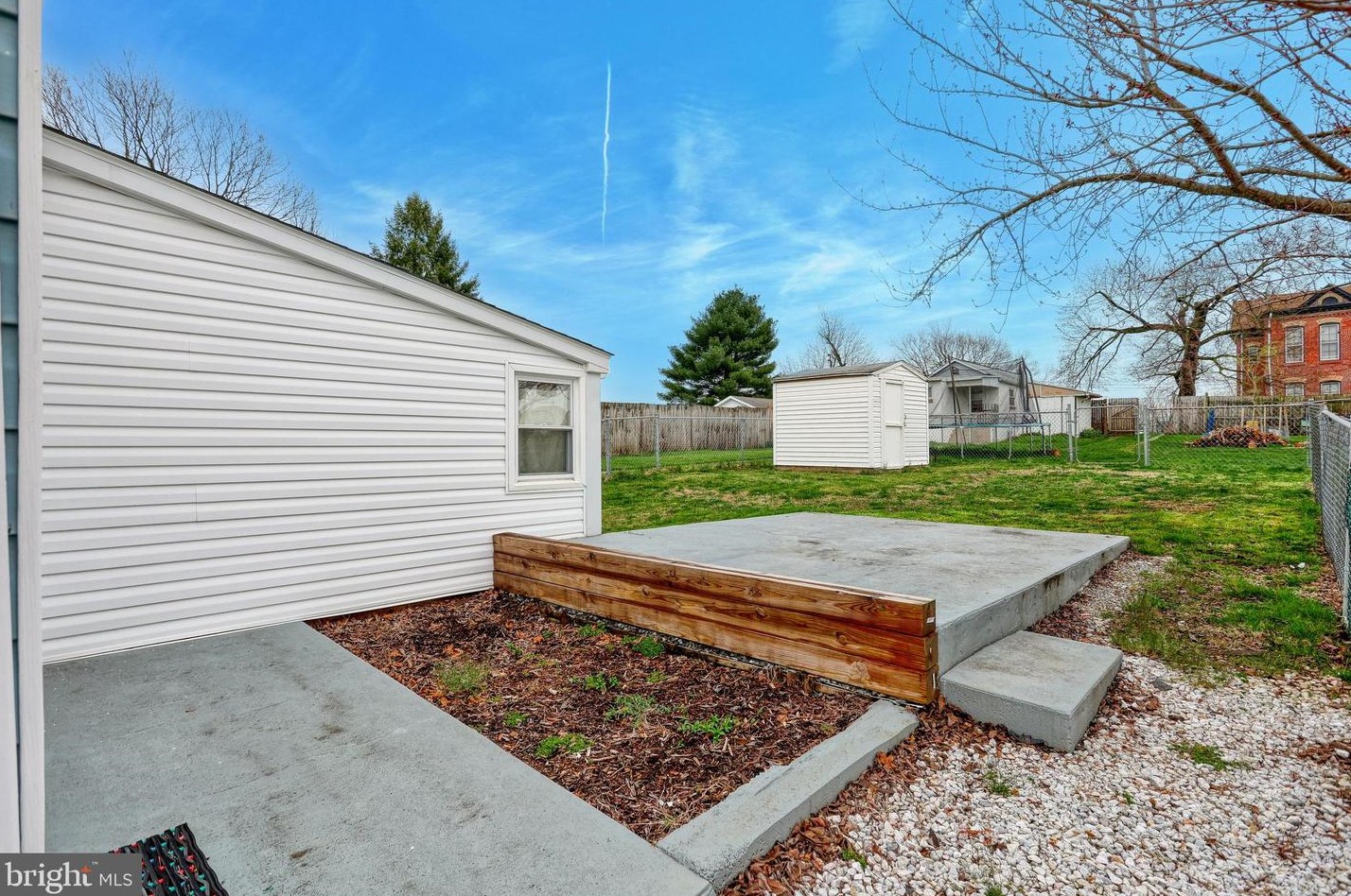 653 9th St, Kinderhook PA  17512-1802 exterior