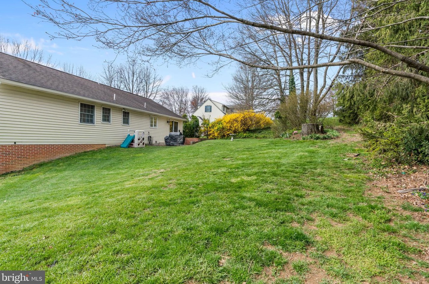 641 Lorraine Ave, Old Line PA  17545-9244 exterior