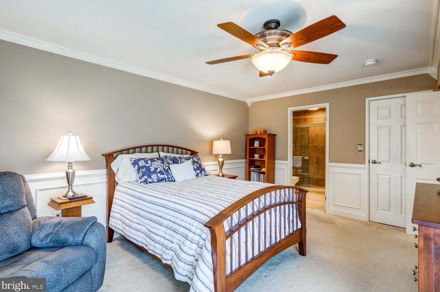 410 Valleybrook Dr, Lancaster PA  17601-4642 exterior