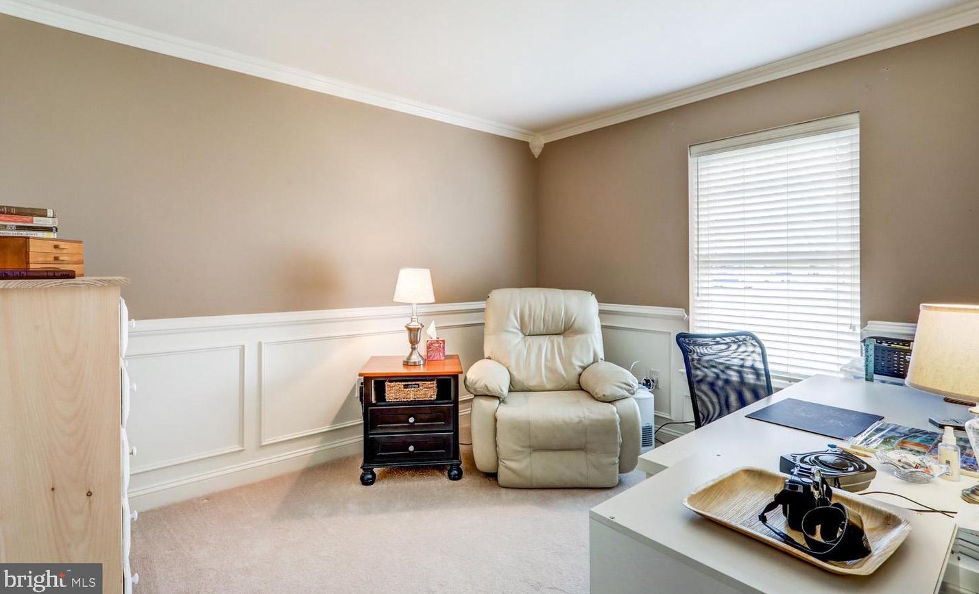 410 Valleybrook Dr, Lancaster PA  17601-4642 exterior