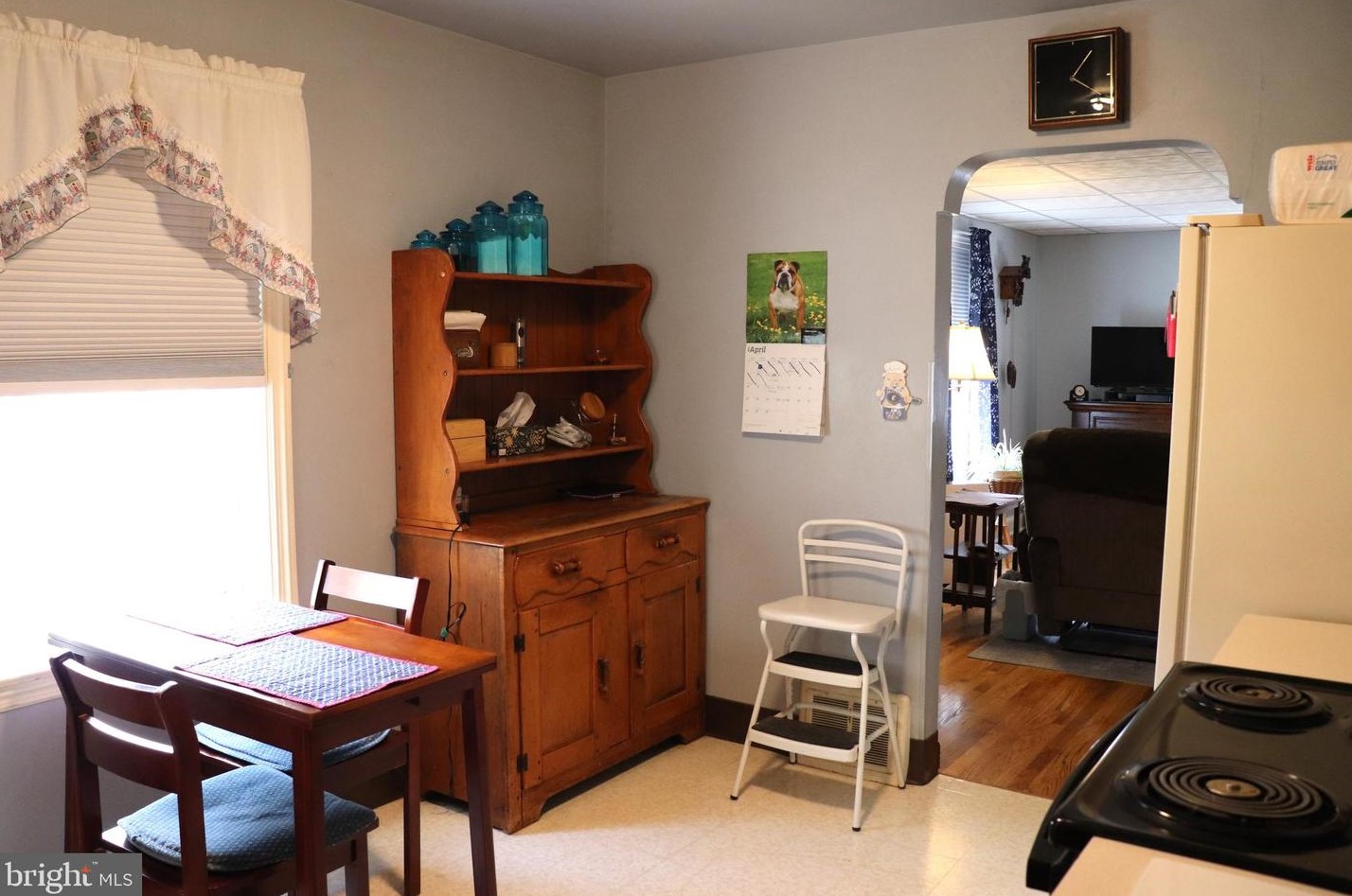 131 Old Mill Rd, Ephrata PA  17522-1810 exterior