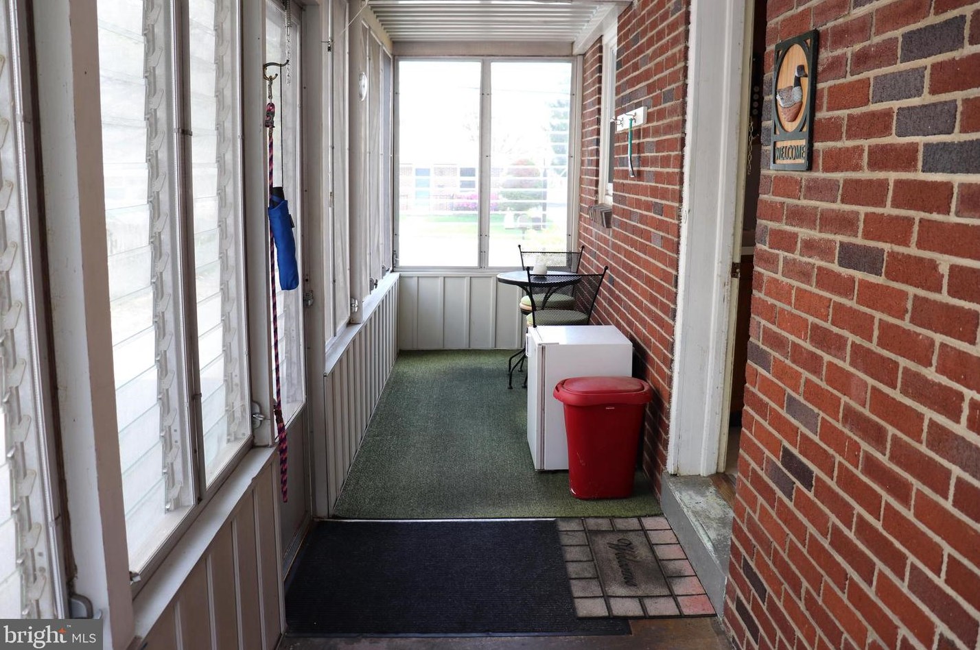 131 Old Mill Rd, Ephrata PA  17522-1810 exterior