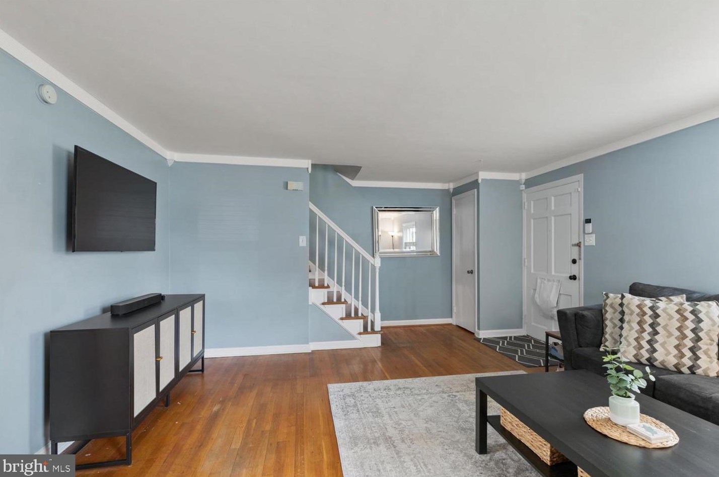 1021 Edgemoor Ct, Lancaster PA  17601-5131 exterior