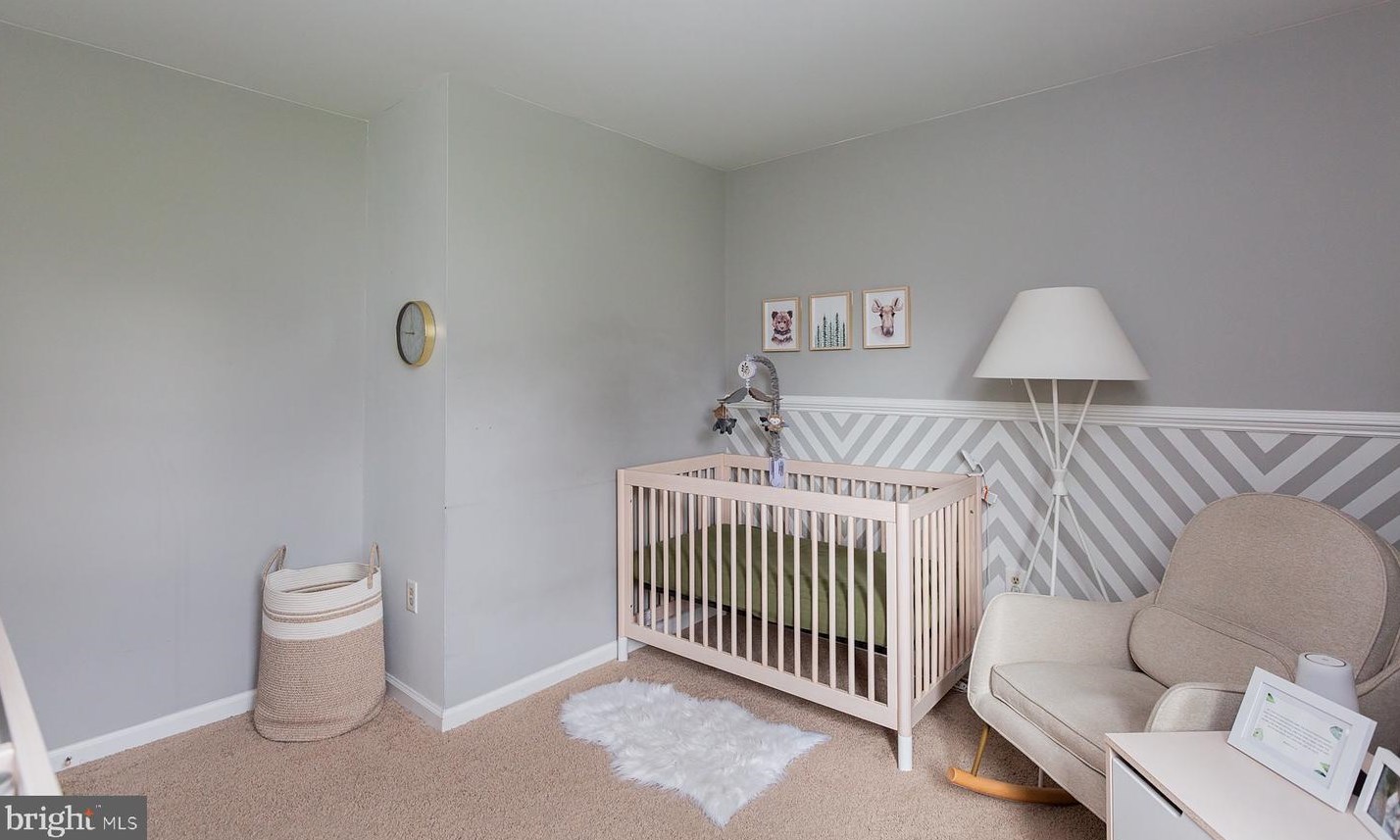 1612 Chadwick Cir, Lancaster PA  17603-9335 exterior