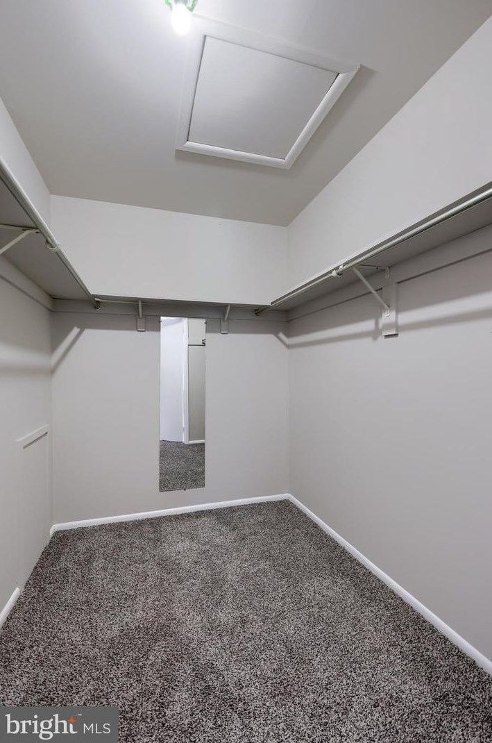 146 Valleybrook Dr, Lancaster PA  17601-4619 exterior