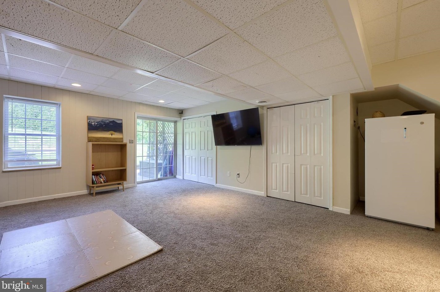839 Knl Dr, Mount Joy PA  17552-9417 exterior
