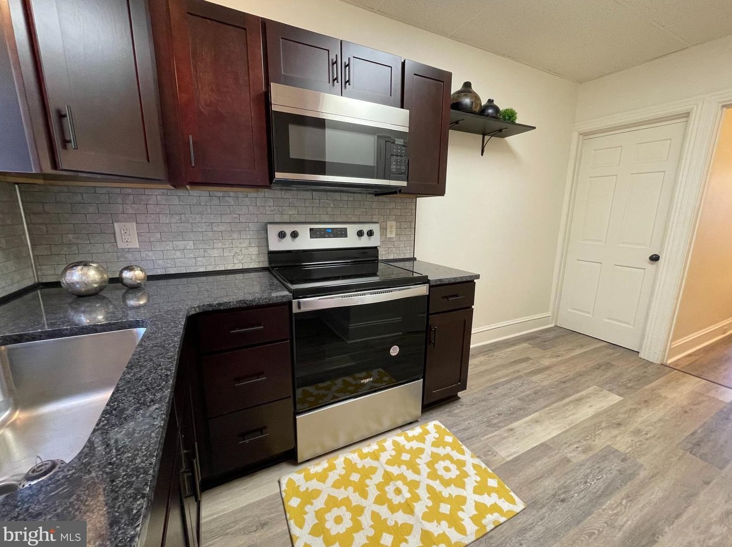 431 3rd St, Kinderhook PA  17512-1139 exterior