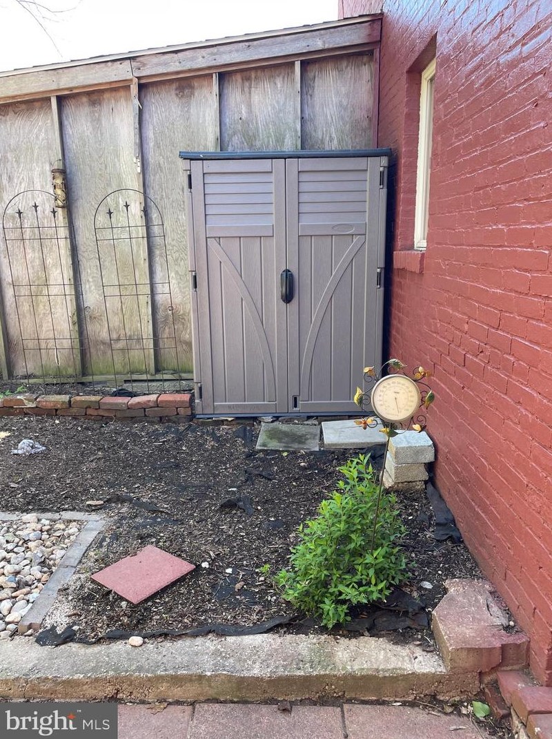 431 3rd St, Kinderhook PA  17512-1139 exterior