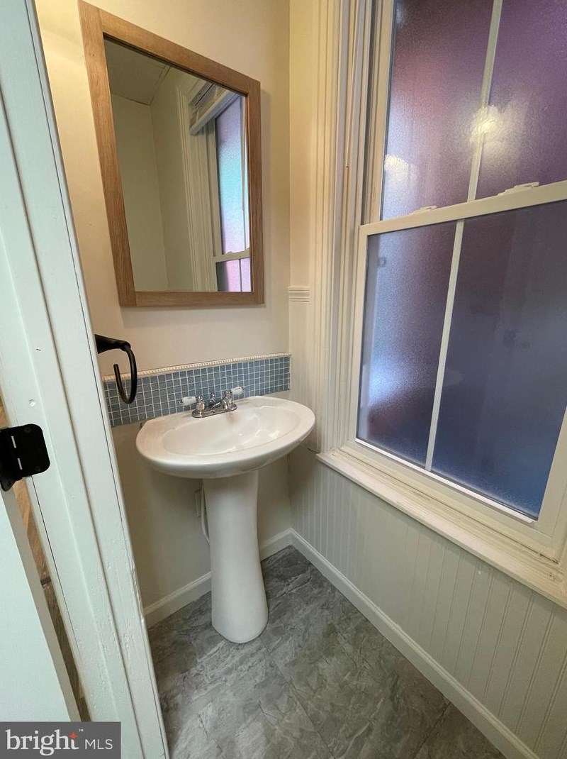 431 3rd St, Kinderhook PA  17512-1139 exterior