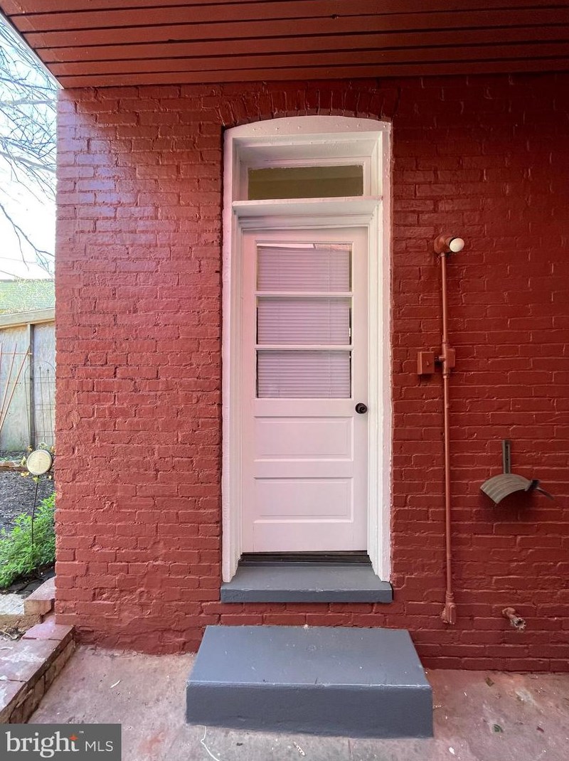 431 3rd St, Kinderhook PA  17512-1139 exterior