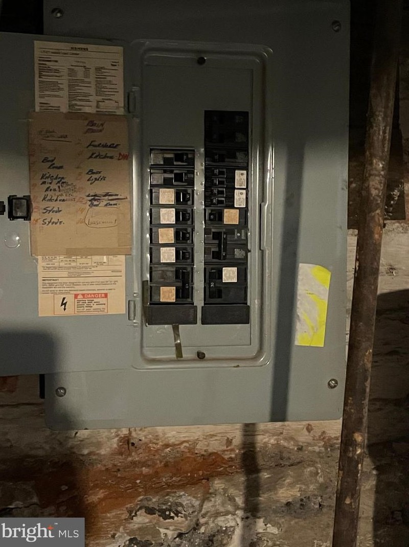 431 3rd St, Kinderhook PA  17512-1139 exterior