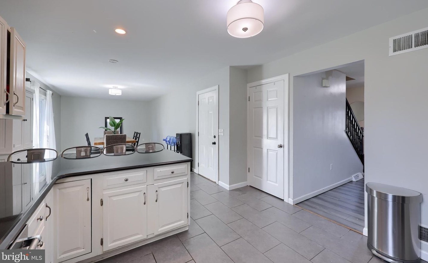 114 Pebble Run, Lancaster PA  17602-1373 exterior