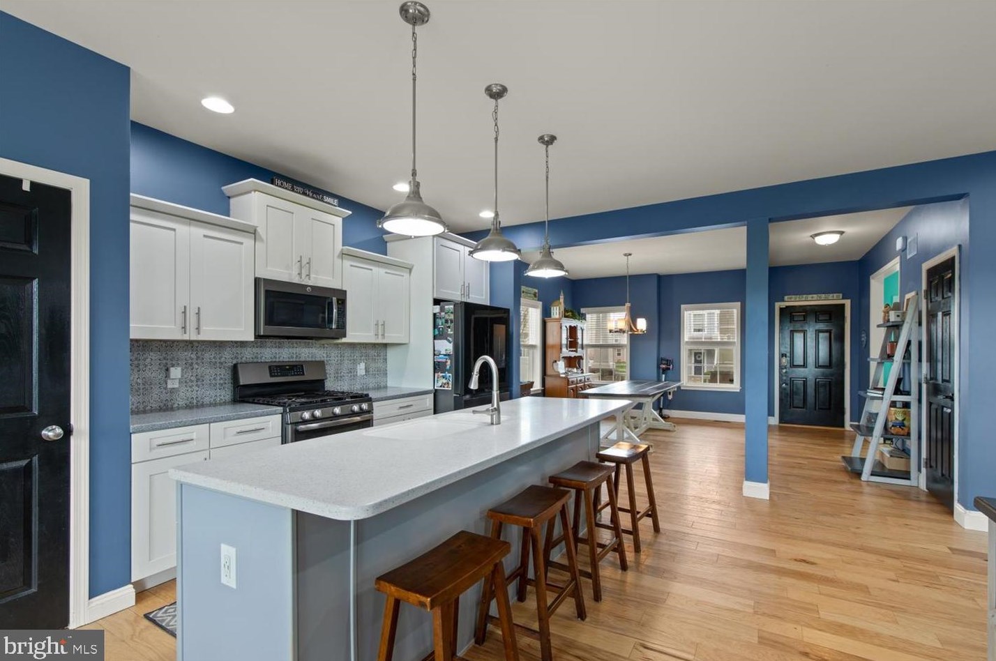 42 Honeysuckle Dr, Marietta PA 17547-8502 exterior