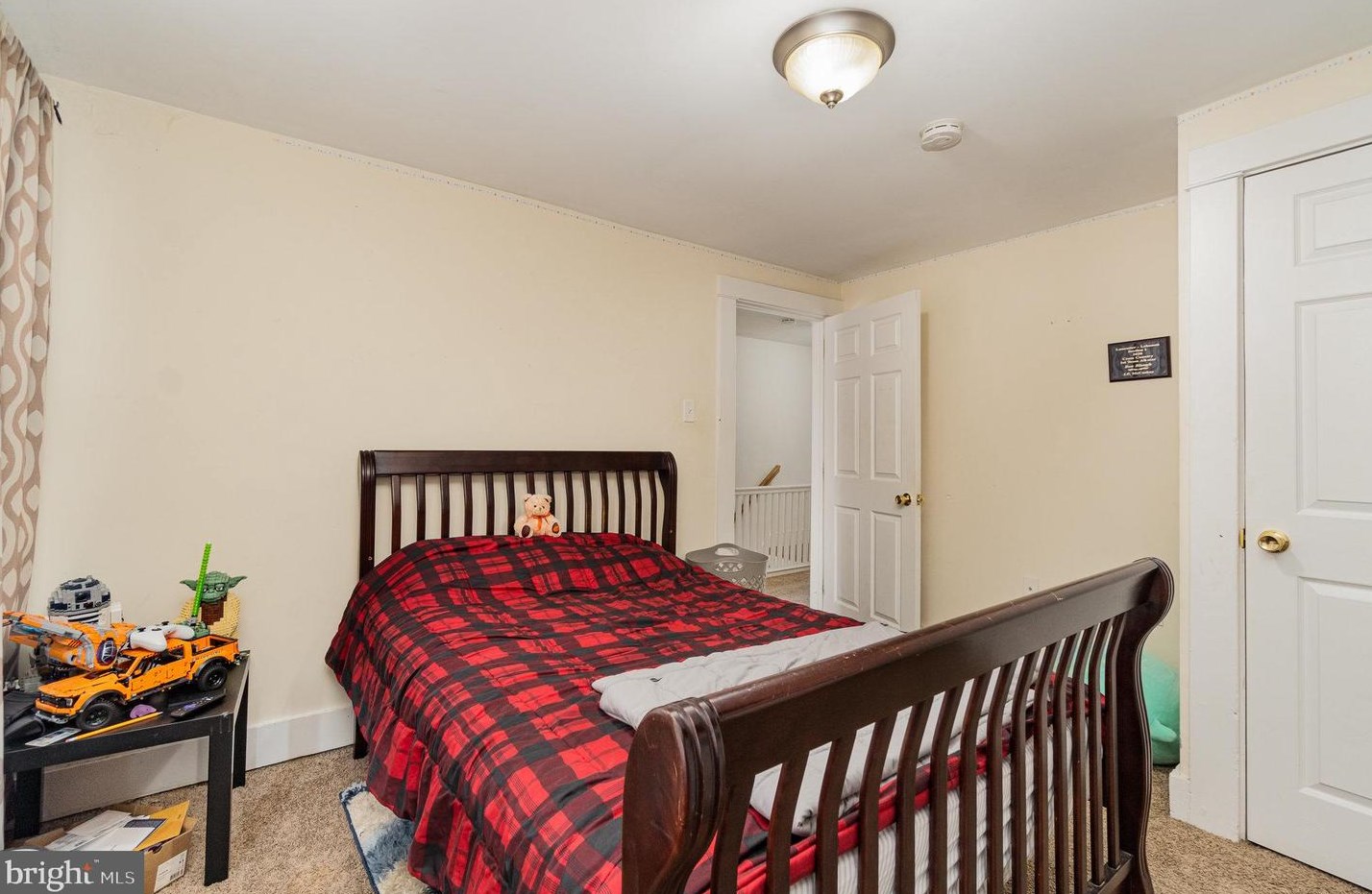 542 Orange St, Lancaster PA  17603-3669 exterior