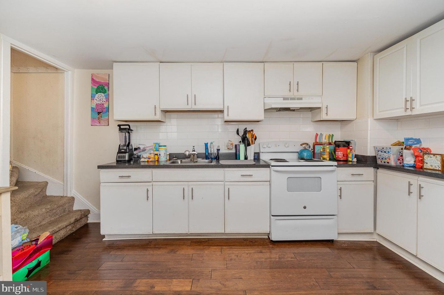 542 Orange St, Lancaster PA  17603-3669 exterior