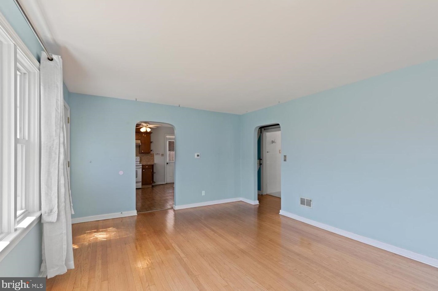 220 Penn Ave, Ephrata PA  17522-1730 exterior