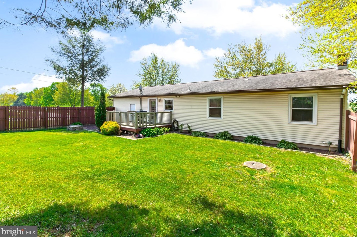 2307 Scenic Dr, Old Line PA  17545-9507 exterior