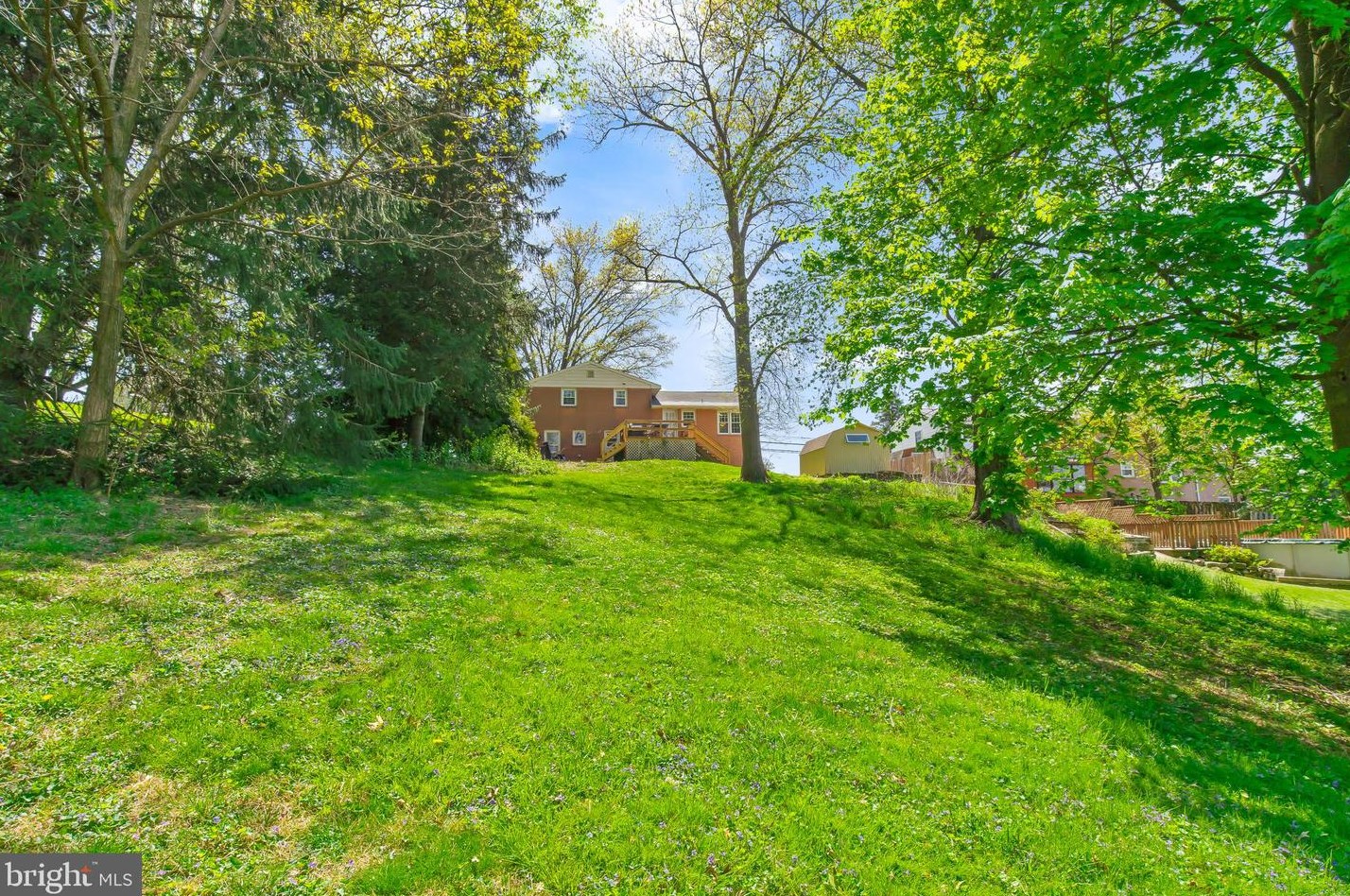 918 Centerville Rd, Lancaster PA  17601-1416 exterior