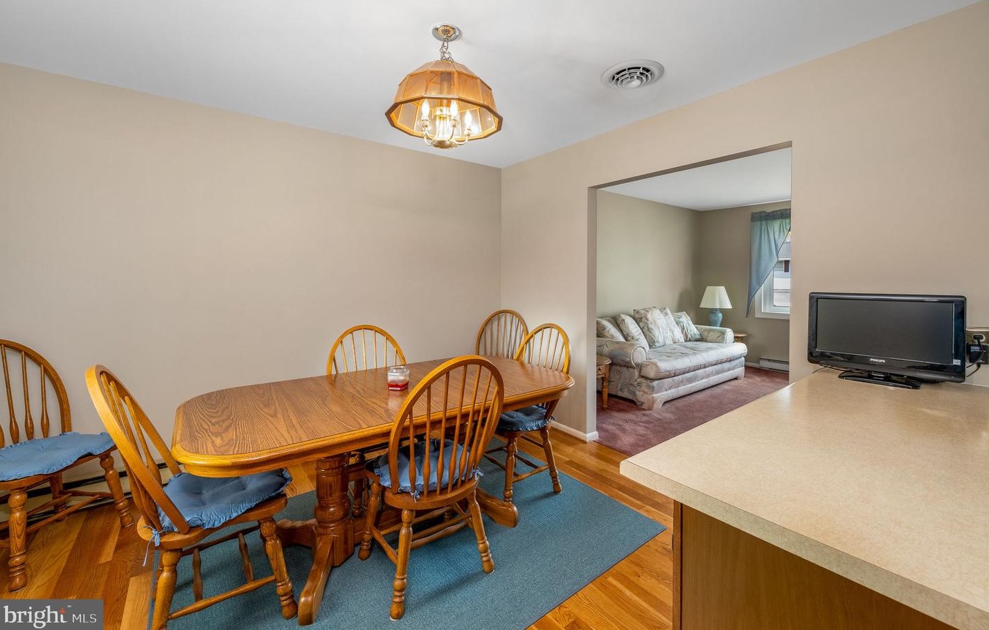 3076 Todd Ln, Lancaster PA  17601-1352 exterior