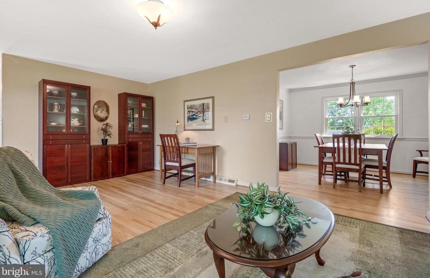 2025 Northbrook Dr, Lancaster PA 17601-4918 exterior